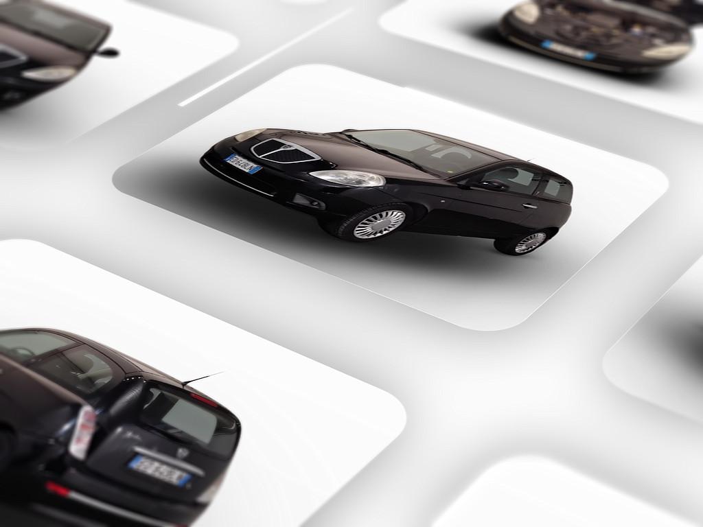 GuidiCar - LANCIA Ypsilon 2010 Ypsilon 1.2 8v New Oro (oro) Usato