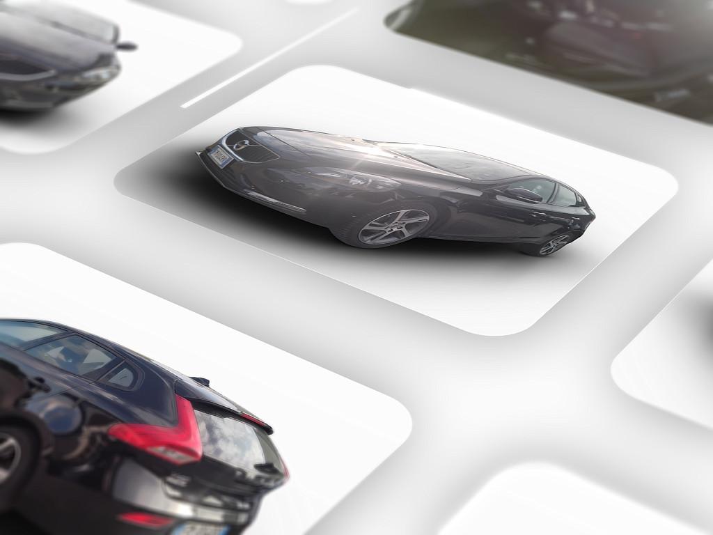 GuidiCar - VOLVO V40 2017 V40 2.0 d2 Inscription my18 Usato